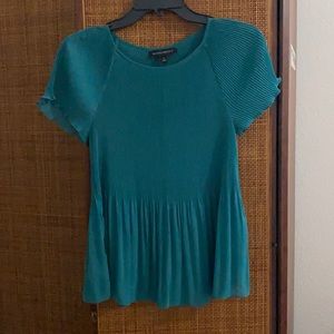 Banana republic flowy top